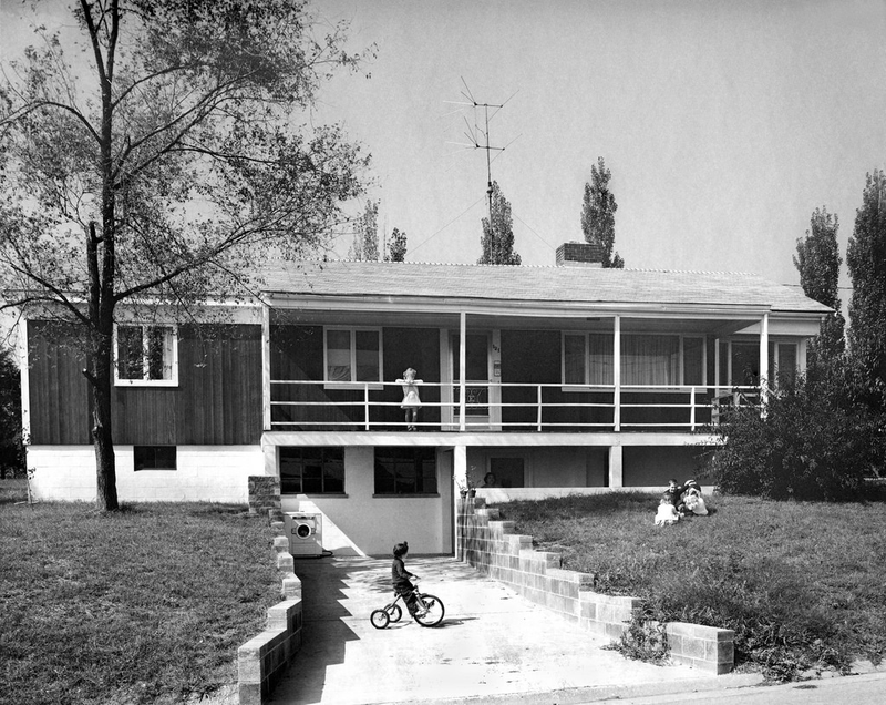 Illustration for article titled Extraordinary Photos of Everyday Life in Oak Ridge, the Secret City